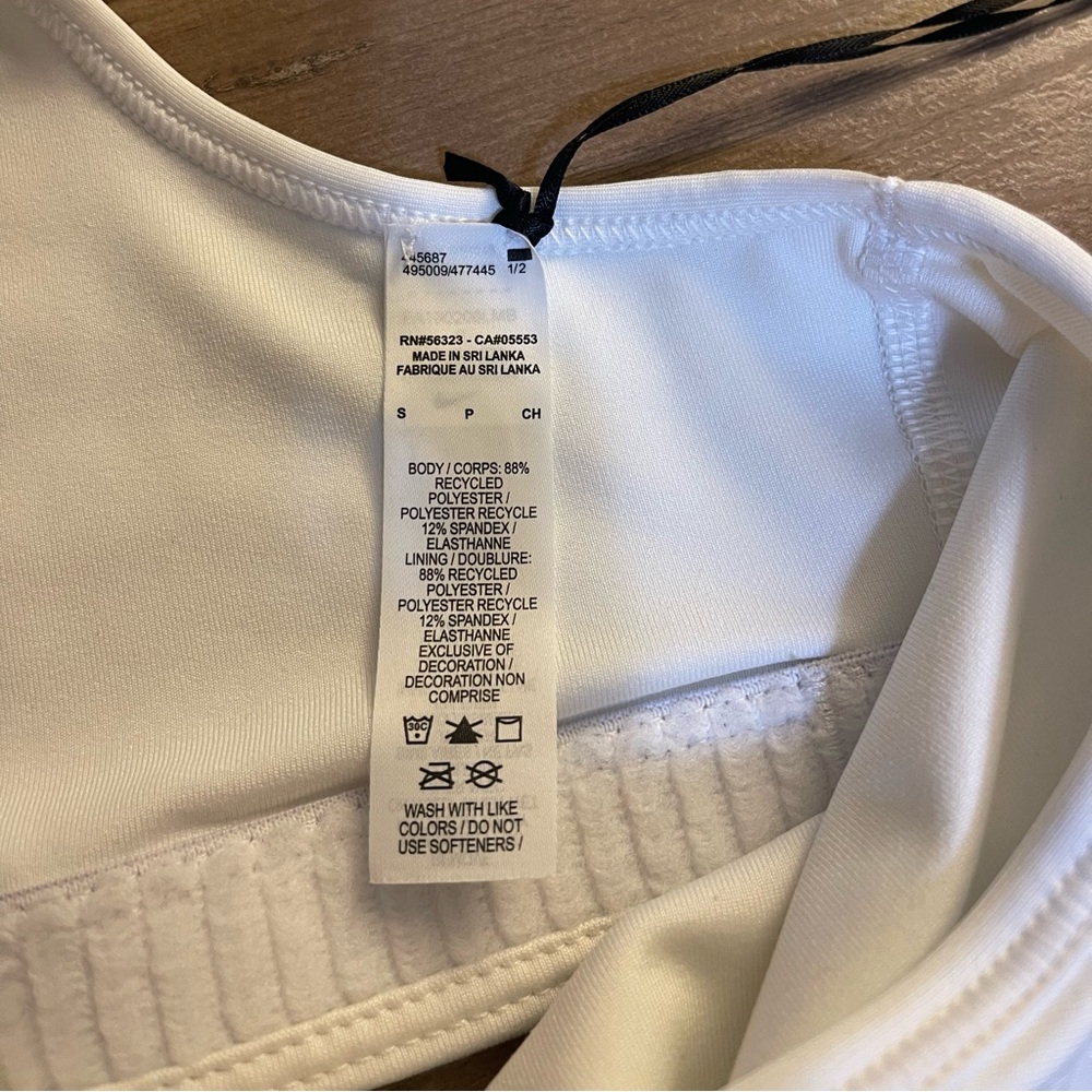 Nike Pro Swoosh Medium Support Sports Bra for Training - Picture 8 of 11
